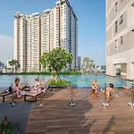 Rivergate - High Floor Studio Free Pool, Esim For Booking Over 5 Nights